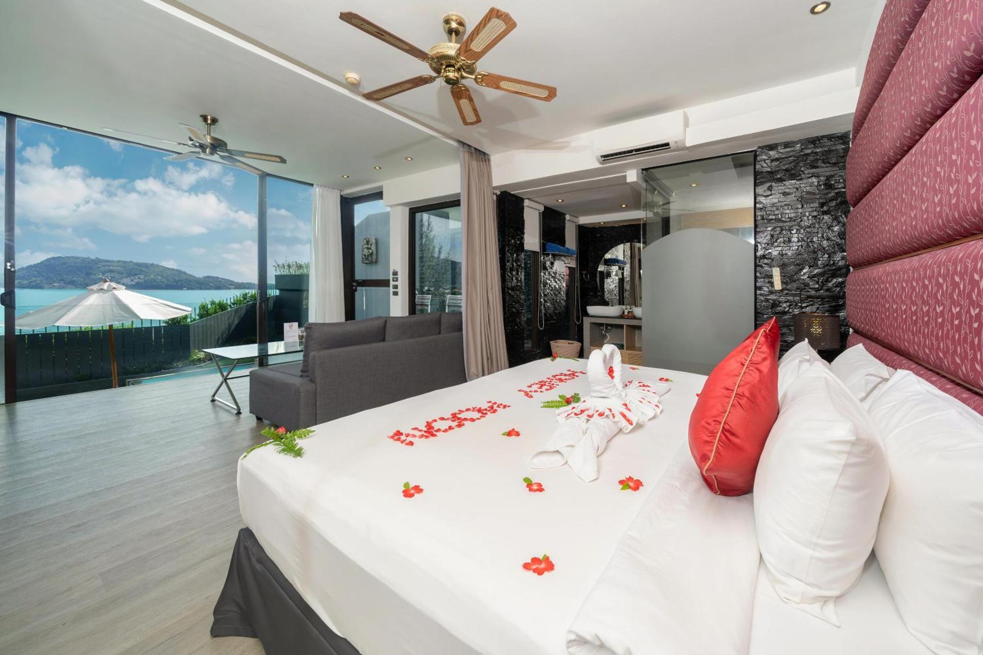 Indochine Resort And Villas - Sha Extra Plus Patong Exteriör bild A bedroom at the resort